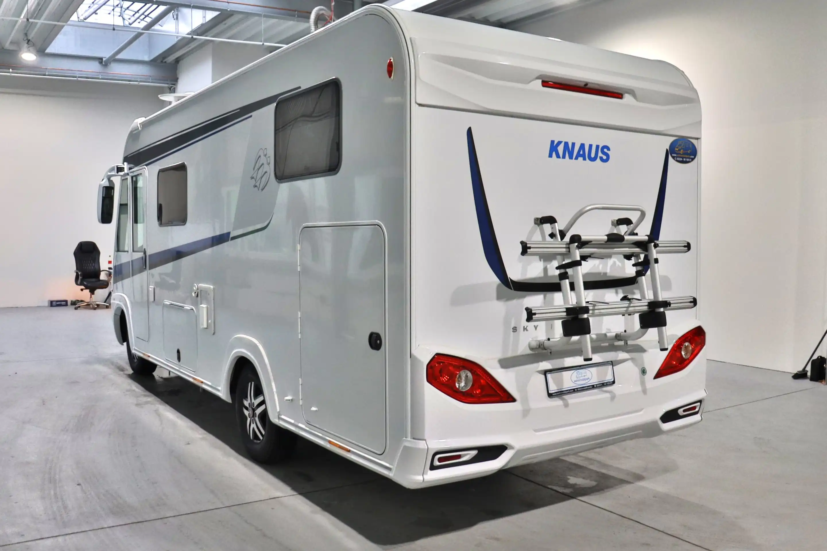 KNAUS SKY I 650 LEG